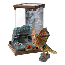 "JURASSIC PARK -  DILOPHOSAURUS - DIORAMA 18cm"