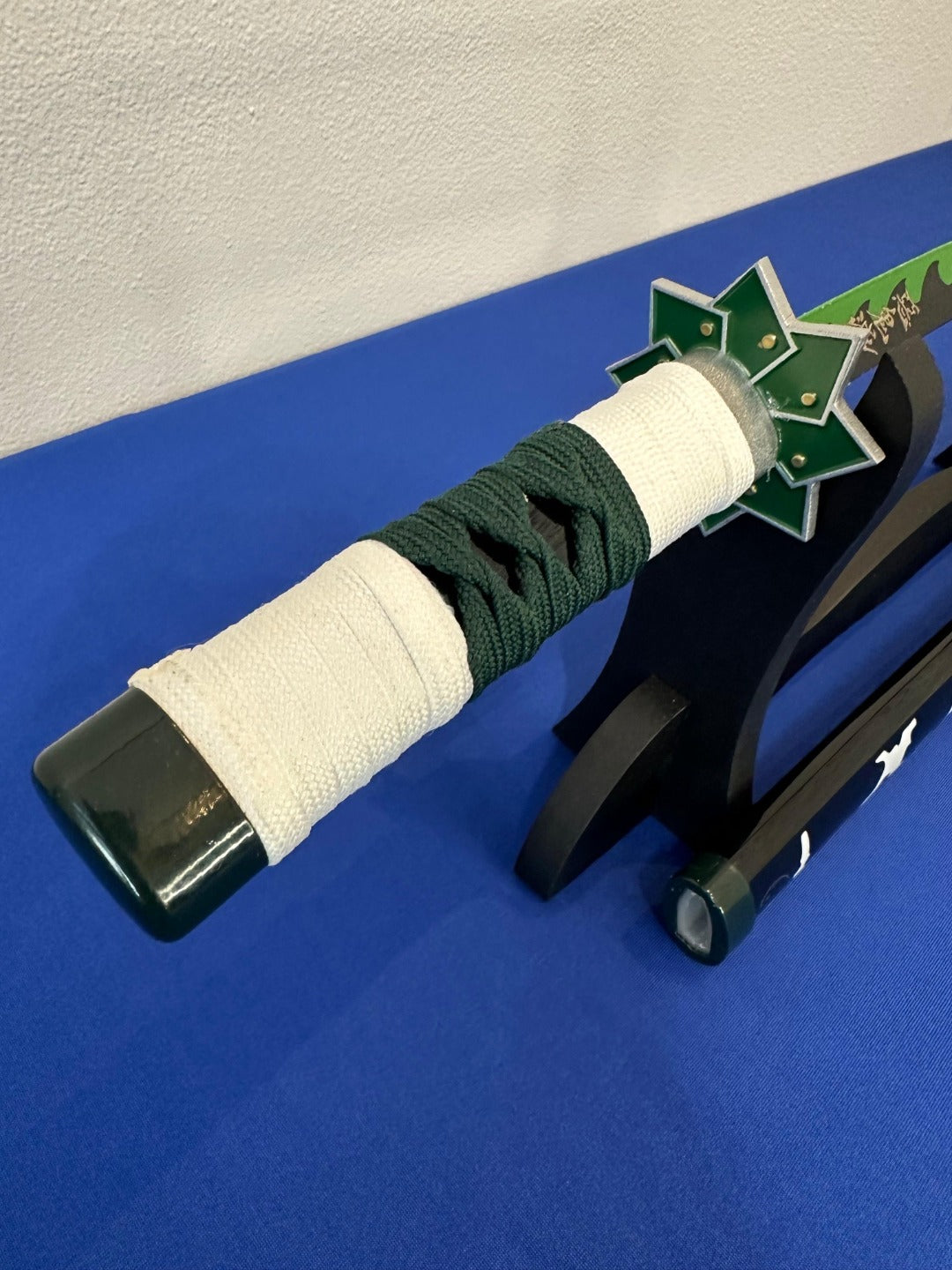"MINI KATANA - DEMON SLAYER - SANEMI SHINAZUGAWA"