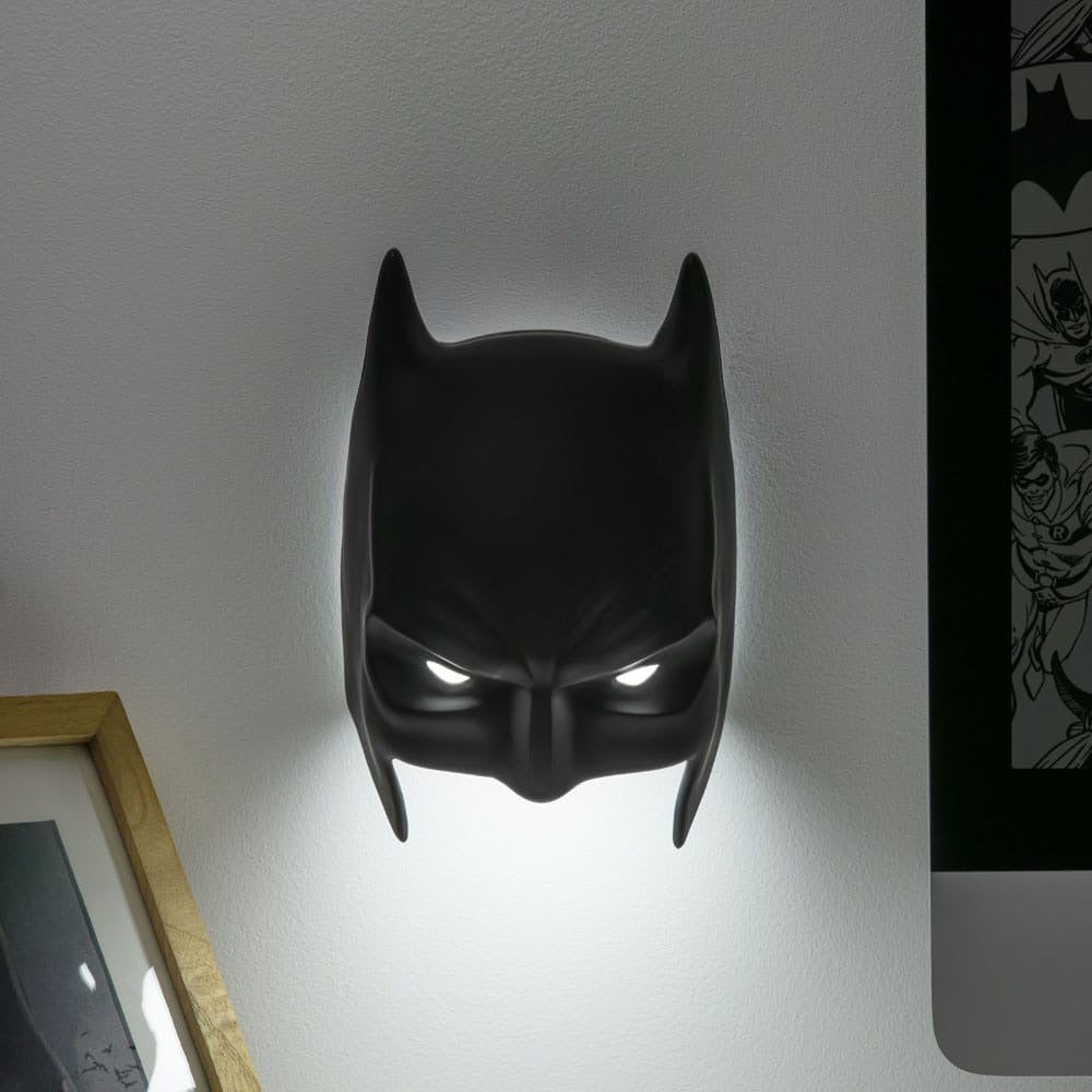 "DC - BATMAN MASK 3D LED LIGHT"