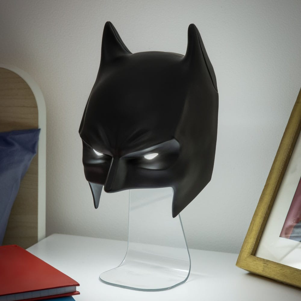 "DC - BATMAN MASK 3D LED LIGHT"