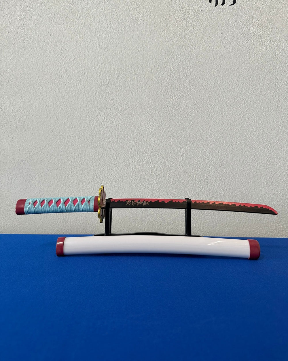 "MINI KATANA - DEMON SLAYER - MITSURI KANROJI"